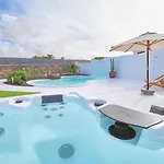 Villa Unique Homes - Adults Only