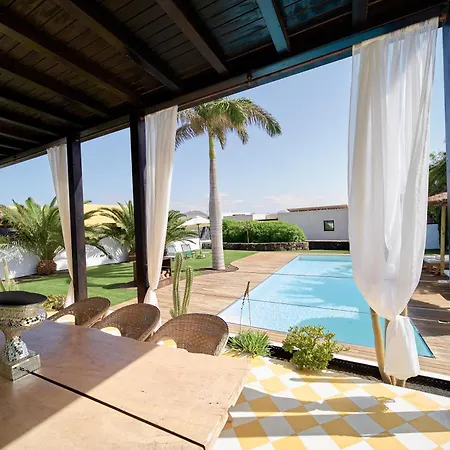 Unique Homes - Adults Only