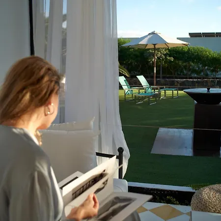 Unique Homes - Adults Only Villa *