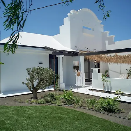 Unique Homes - Only Adults Villa