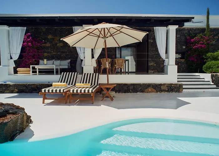 Unique Homes - Adults Only