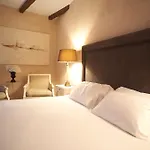 Unique Homes - Adults Only *